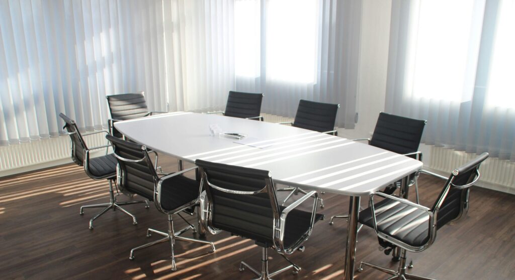 office-designing-green-builders-and-interiors