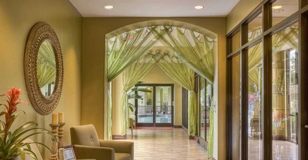 curtains-green-builders-and-interiors