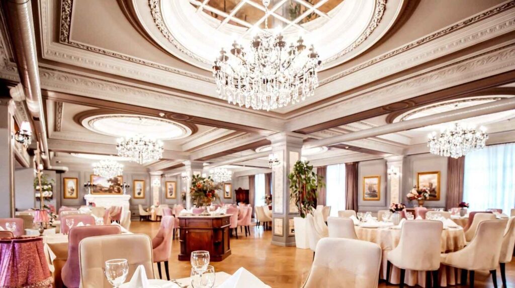 restaurant-design-green-builders-and-interiors